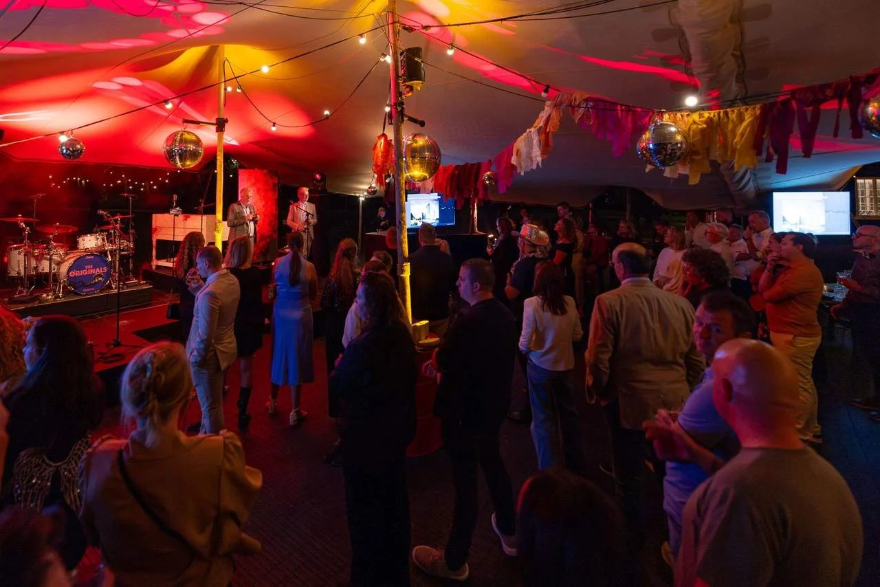 25 jaar 4Some door base-events, foto 6 van 8