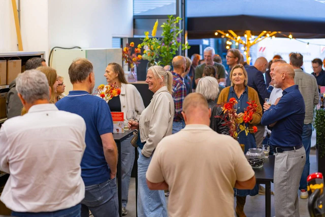 5 jaar Elio Lighting door base-events, foto 3 van 7