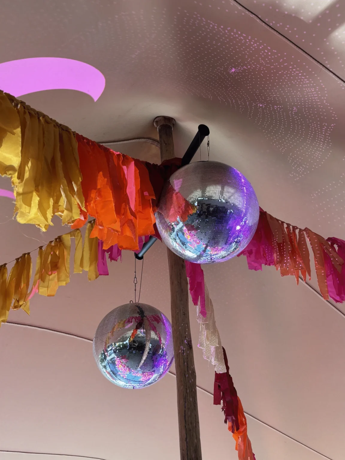 Doei Zomer festival door base-events, foto 1 van 5